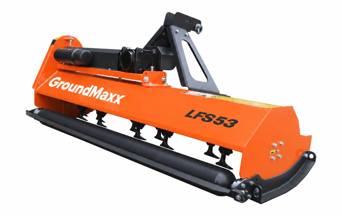 GroundMaxx LFS53 flail mower, close view of the mower deck and rear roller