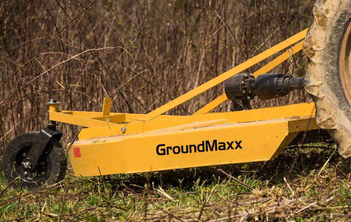 GroundMaxx RC72 rotary cutter, close view of the PTO driveline shaft and yoke connecting to the tractor